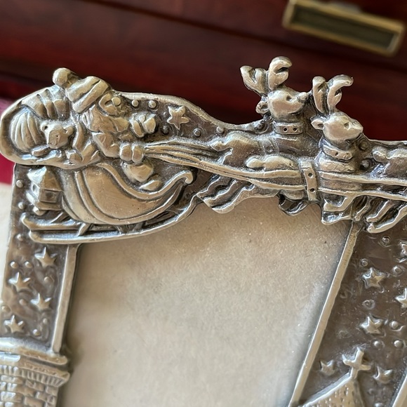 Pewter Christmas Holiday Santa double picture frame - Picture 3 of 7